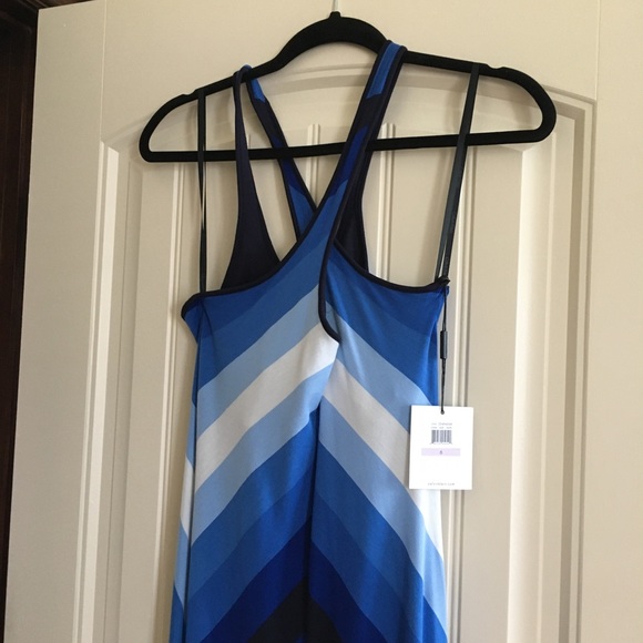 NWT Calvin Klein maxi dress. Beautiful blues. Sz 6 - Picture 3 of 7